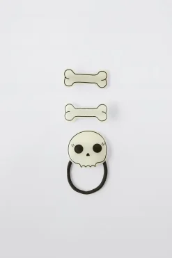 Niños ZARA 1½ - 6 Años·Accesorios|6 - 14 Años·Accesorios<PACK COLETERO CALAVERA Y PINZAS HUESOS GLOW IN THE DARK