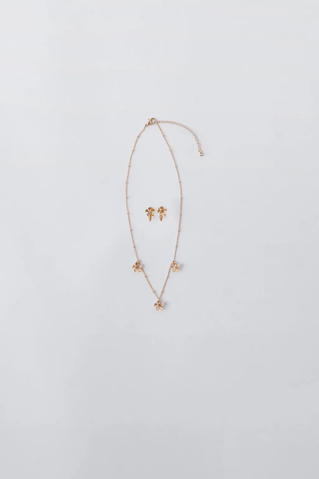 Niños ZARA 1½ - 6 Años·Accesorios|6 - 14 Años·Accesorios<PACK COLLAR Y PENDITES CLIP FLORES