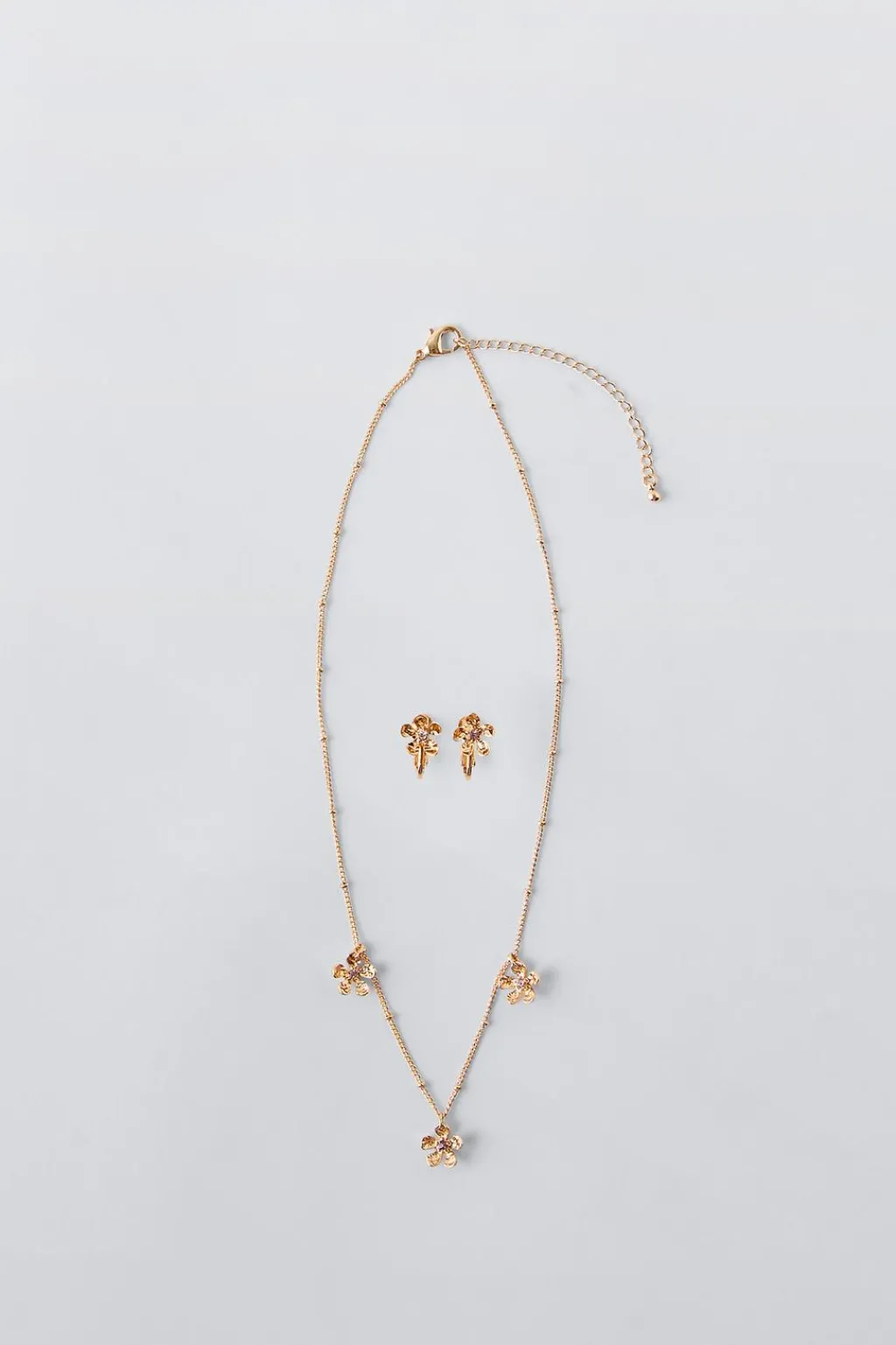 Niños ZARA 1½ - 6 Años·Accesorios|6 - 14 Años·Accesorios<PACK COLLAR Y PENDITES CLIP FLORES