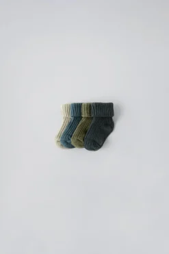 Niños ZARA 0 - 6 Meses·Ropa Interior / Pijamas|0 - 6 Meses·Básicos<PACK CUATRO CALCETINES COLORES