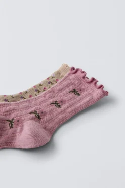 Niños ZARA 1½ - 6 Años·Ropa Interior / Calcetines|6 - 14 Años·Ropa Interior / Calcetines<PACK DOS CALCETINES FLORES RIZO