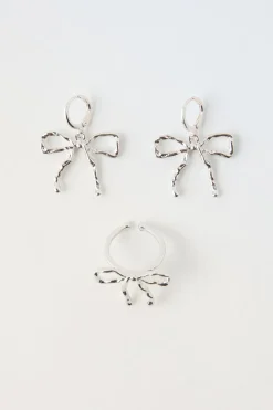 Niños ZARA 1½ - 6 Años·Accesorios|6 - 14 Años·Accesorios<PACK PENDIENTES Y ANILLO LAZO