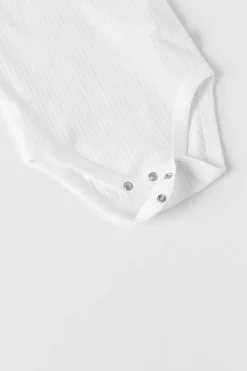 Niños ZARA 1½ - 6 Años·Ropa Interior / Calcetines|1½ - 6 Años·Ropa Interior / Calcetines<PACK TRES BODIES CUELLO REDONDO
