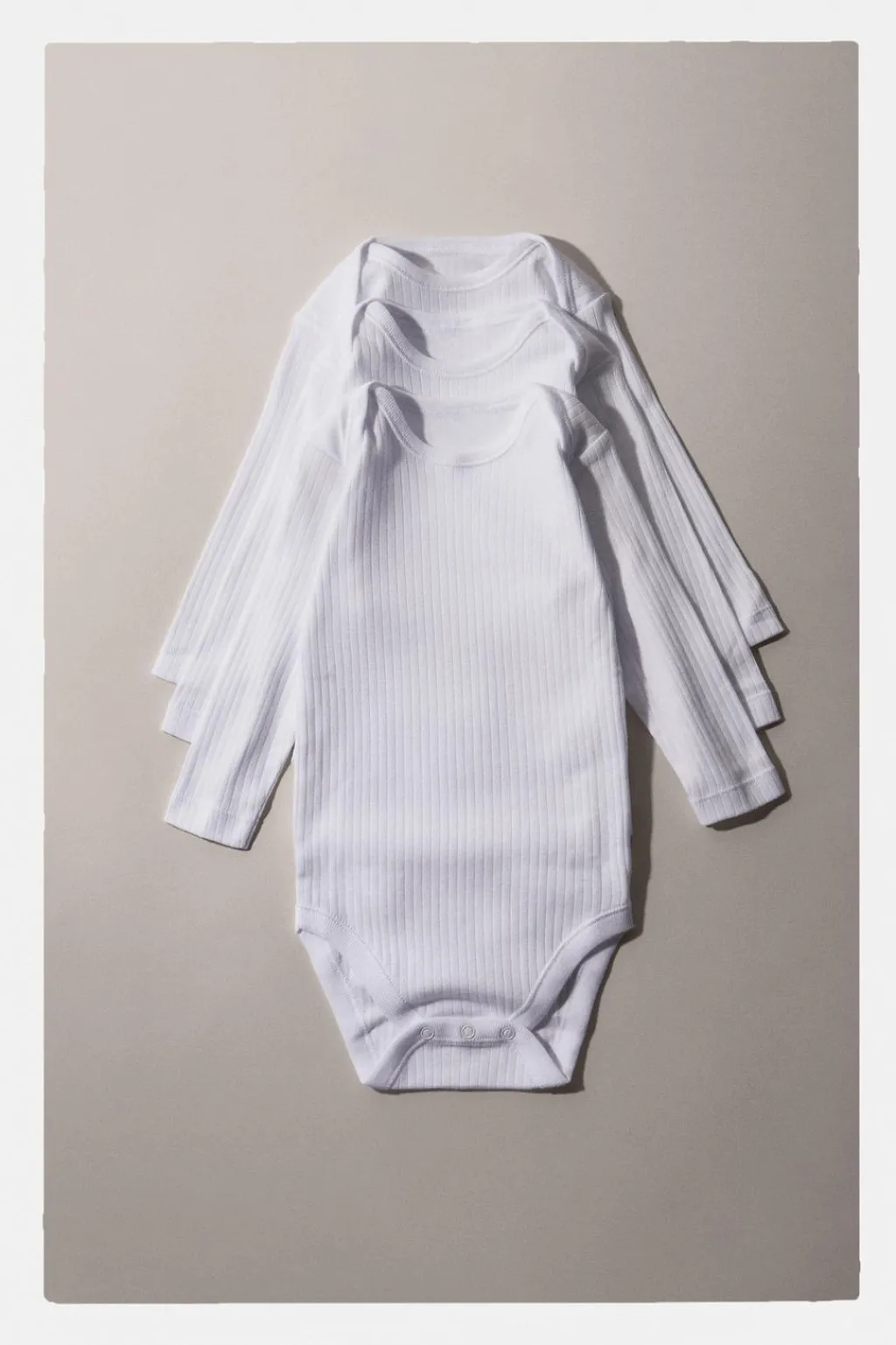 Niños ZARA 1½ - 6 Años·Ropa Interior / Calcetines|1½ - 6 Años·Ropa Interior / Calcetines<PACK TRES BODIES CUELLO REDONDO