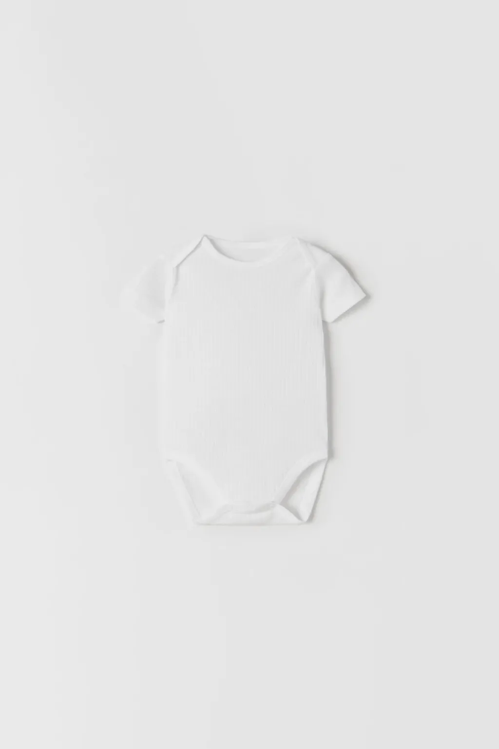 Niños ZARA 1½ - 6 Años·Ropa Interior / Calcetines|1½ - 6 Años·Ropa Interior / Calcetines<PACK TRES BODIES CUELLO REDONDO MANGA CORTA