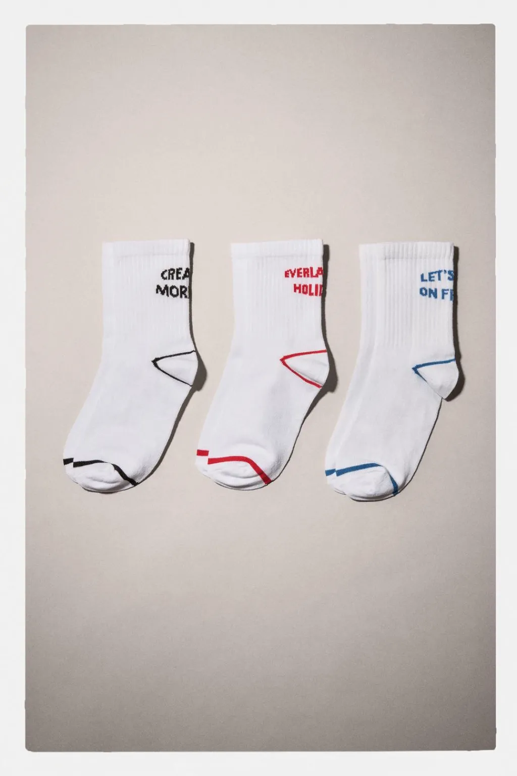 Niños ZARA 1½ - 6 Años·Ropa Interior / Calcetines|6 - 14 Años·Ropa Interior / Calcetines<PACK TRES CALCETINES DEPORTIVOS TEXTO