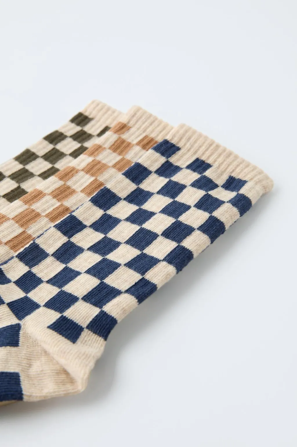 Niños ZARA 1½ - 6 Años·Ropa Interior / Calcetines|6 - 14 Años·Ropa Interior / Calcetines<PACK TRES CALCETINES LARGOS CUADRO DAMERO