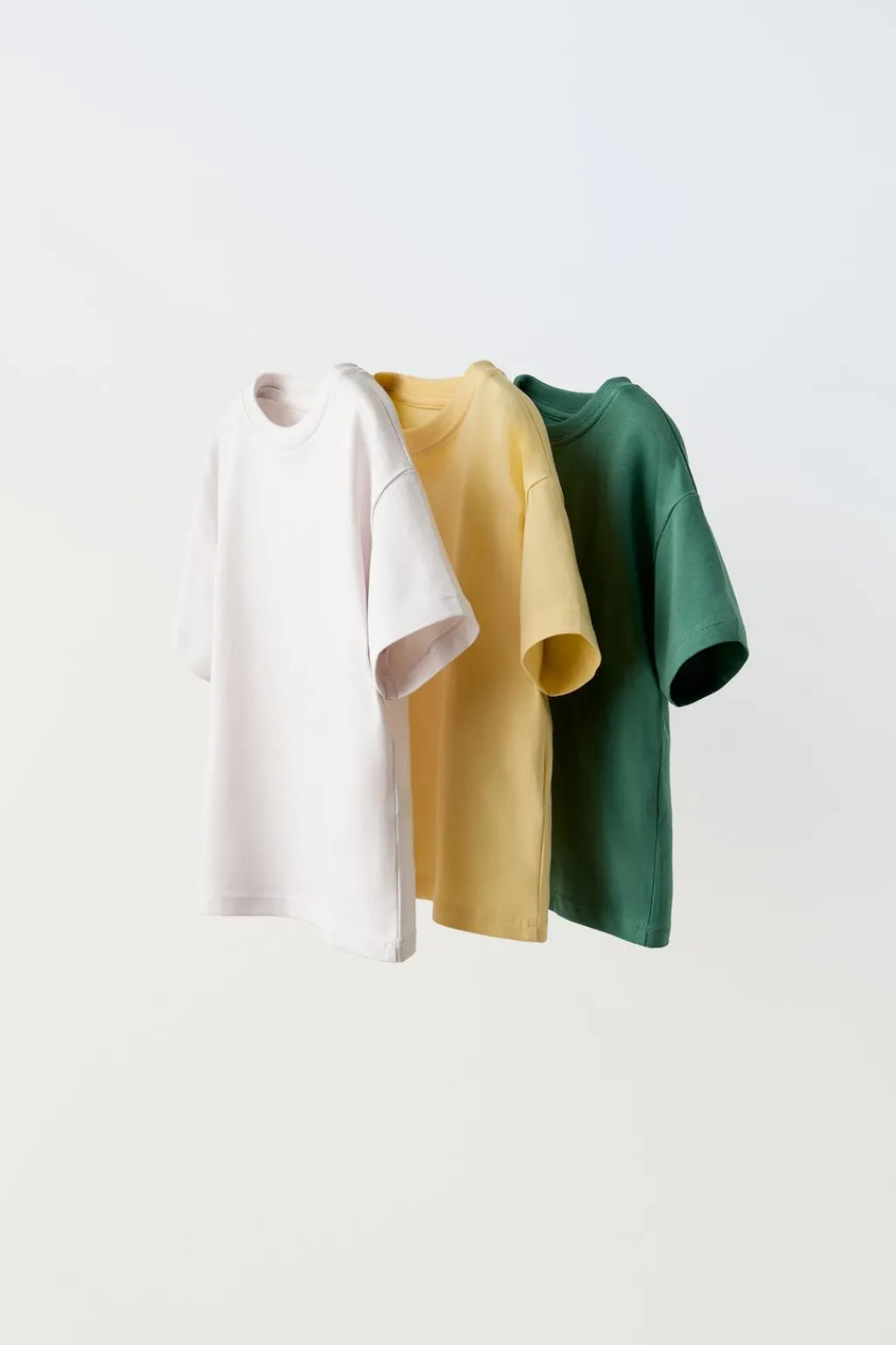Niños ZARA 1½ - 6 Años·Camisetas|6 - 18 Meses·Camisetas<PACK TRES CAMISETAS LISAS