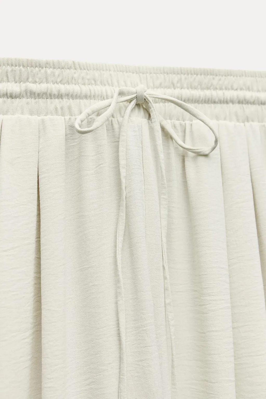 Sale PANTALÓN FLUIDO PINZAS Mujer Pantalones