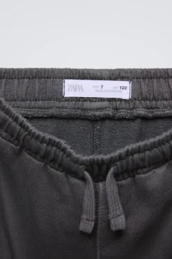 Niños ZARA 6 - 14 Años·Pantalones|6 - 14 Años·Deporte / Chándal<PANTALÓN GARMENT DYE BORDADO