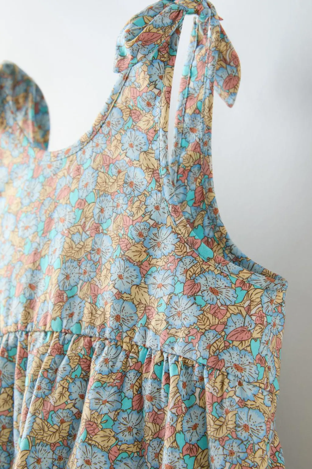 Niños ZARA 1½ - 6 Años·Vestidos / Petos|1½ - 6 Años·Pantalones<PETO LARGO FLORES