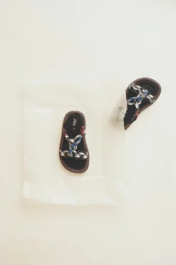 Niños ZARA 1½ - 6 Años·Zapatos|1½ - 6 Años·Zapatos<SANDALIA CUERDAS