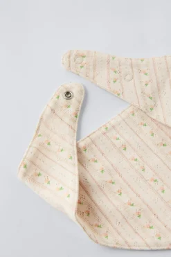 Niños ZARA 1½ - 6 Años·Accesorios|1½ - 6 Años·Accesorios<SET CAPOTA Y BANDANA POINTELLE FLORECITAS