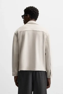 Sale SOBRECAMISA EFECTO ANTE Hombre Sobrecamisas
