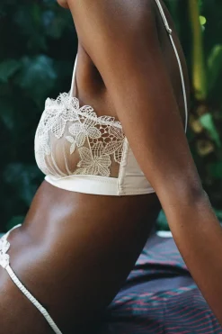 Sale SUJETADOR BANDEAU ENCAJE BORDADOS Mujer Lenceria