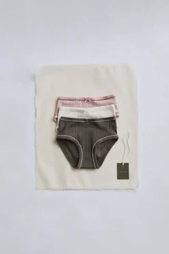 Niños ZARA 1½ - 6 Años·Ropa Interior / Calcetines<TIMELESZ - PACK DE TRES BRAGUITAS PESPUNTE