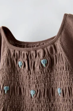 Niños ZARA 1½ - 6 Años·Punto|1½ - 6 Años·Camisetas<TOP PUNTO BORDADOS NIDO ABEJA
