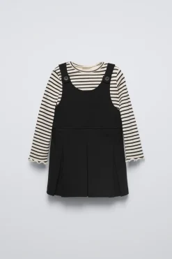 Niños ZARA 1½ - 6 Años·Vestidos / Petos|1½ - 6 Años·Total Look<VESTIDO TEXTURA