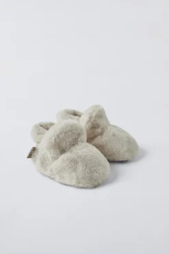 Niños ZARA 0 - 6 Meses·Patucos<ZAPATILLA DE CASA PELO