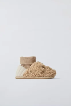 Niños ZARA 1½ - 6 Años·Zapatos|1½ - 6 Años·Zapatos<ZAPATILLA DE CASA PERRITO