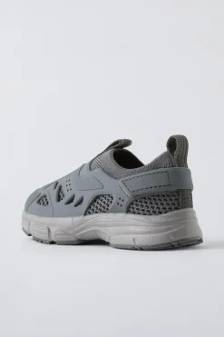 Niños ZARA 1½ - 6 Años·Zapatos<ZAPATILLA DEPORTIVA ENGOMADA