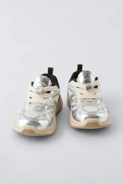 Niños ZARA 1½ - 6 Años·Zapatos|1½ - 6 Años·Zapatos<ZAPATILLA DEPORTIVA METALIZADA