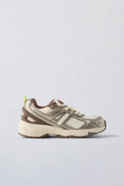 Niños ZARA 6 - 14 Años·Zapatos|6 - 14 Años·Deporte / Chándal<ZAPATILLA DEPORTIVA MULTIPIEZAS