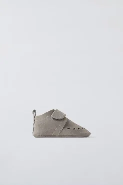 Niños ZARA 0 - 6 Meses·Patucos<ZAPATO ESTRELLAS PIEL